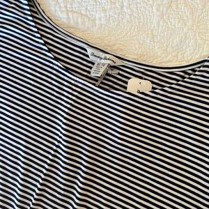 Tommy Bahama navy striped tee